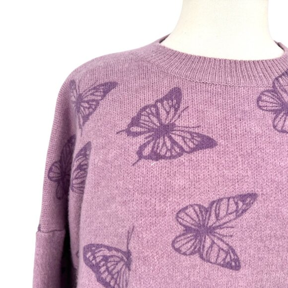 Le Lis Collection Butterfly Print Purple Oversized Sweater Size Medium - Picture 3 of 12